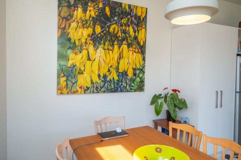 Photo of property in 12 Root Street, Gisborne, 4010