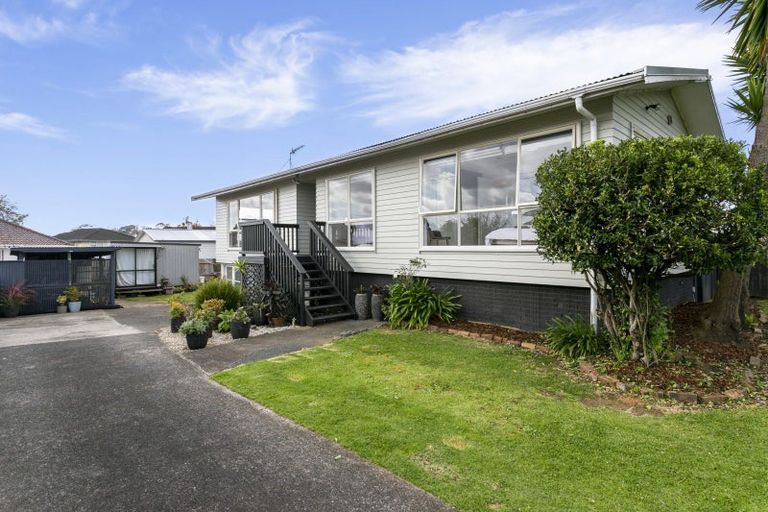Photo of property in 52 Kirkbride Road, Mangere, Auckland, 2022