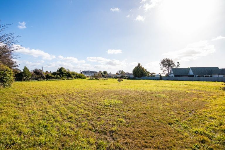 Photo of property in 225 New Brighton Road, Burwood, Christchurch, 8061