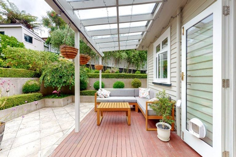 Photo of property in 82 Campbell Street, Karori, Wellington, 6012