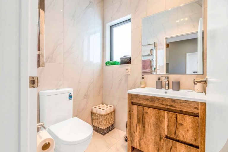 Photo of property in 3 Sapwood Crescent, Takanini, 2110