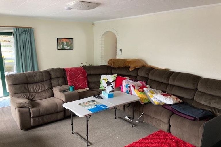 Photo of property in 2/43 Priestley Drive, Bucklands Beach, Auckland, 2014