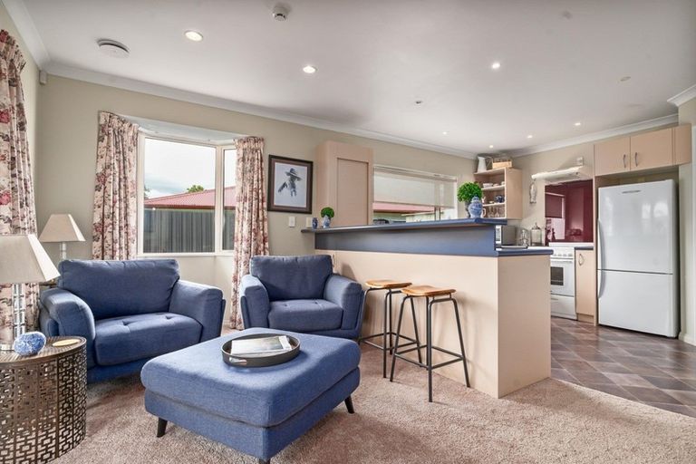 Photo of property in 42a Cambridge Terrace, Masterton, 5810