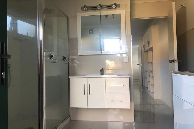 Photo of property in 3 Riverina Avenue, Pakuranga, Auckland, 2010