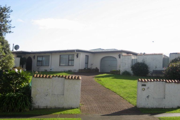 Photo of property in 10 Herekawe Drive, Spotswood, New Plymouth, 4310