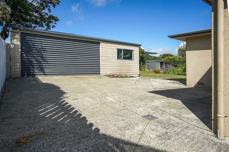 Photo of property in 10 Fergusson Street, Stoke, Nelson, 7011