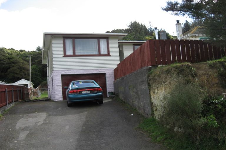 Photo of property in 44 Stanley Street, Wainuiomata, Lower Hutt, 5014