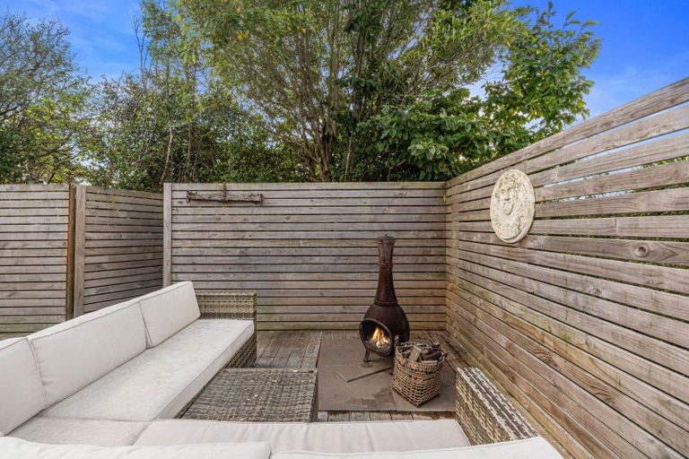 Photo of property in 188 Sandspit Road, Shelly Park, Auckland, 2014