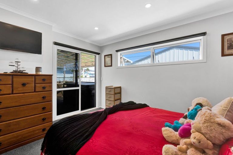 Photo of property in 151 Ngamotu Road, Spotswood, New Plymouth, 4310