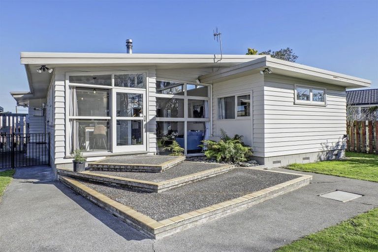 Photo of property in 570 Lowe Street, Camberley, Hastings, 4120