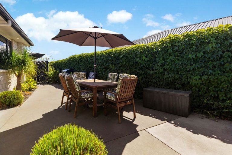 Photo of property in 65 Puhirake Crescent, Pyes Pa, Tauranga, 3112