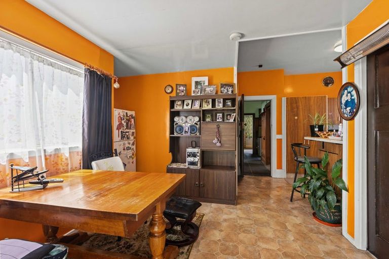 Photo of property in 21 Hay Street, Bromley, Christchurch, 8062