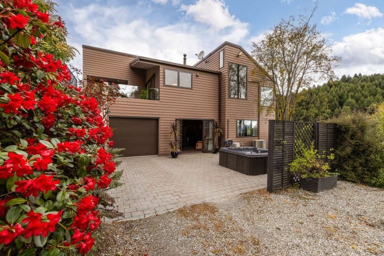 Photo of property in 664a Glenorchy-queenstown, Closeburn, Queenstown, 9371