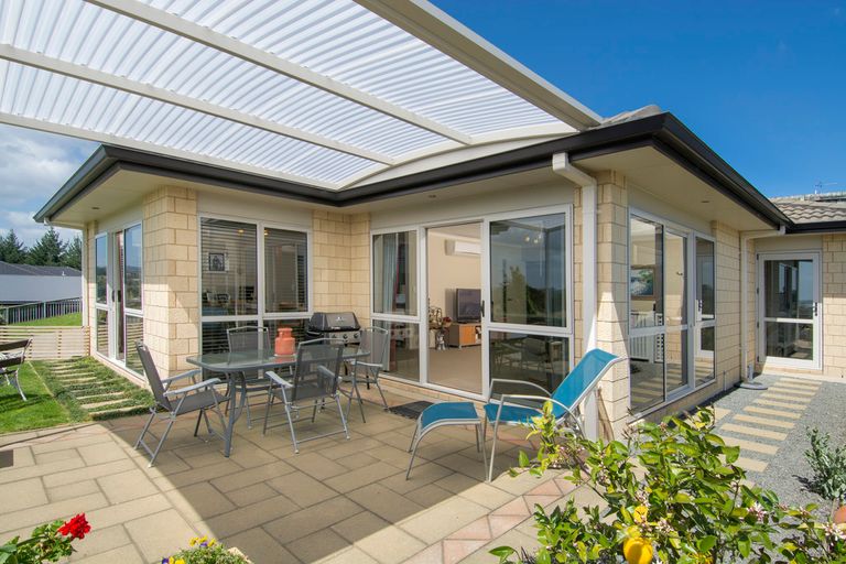 Photo of property in 23 Merlot Drive, Pyes Pa, Tauranga, 3112