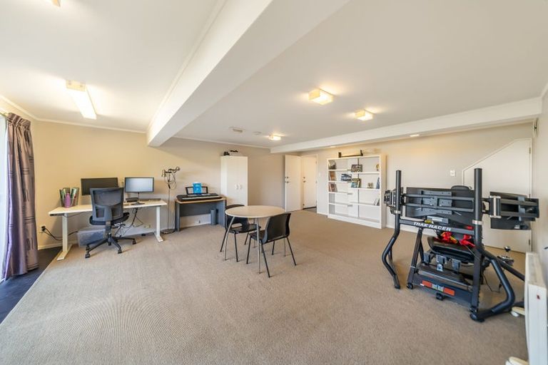 Photo of property in 14 Spinnaker Drive, Whitby, Porirua, 5024