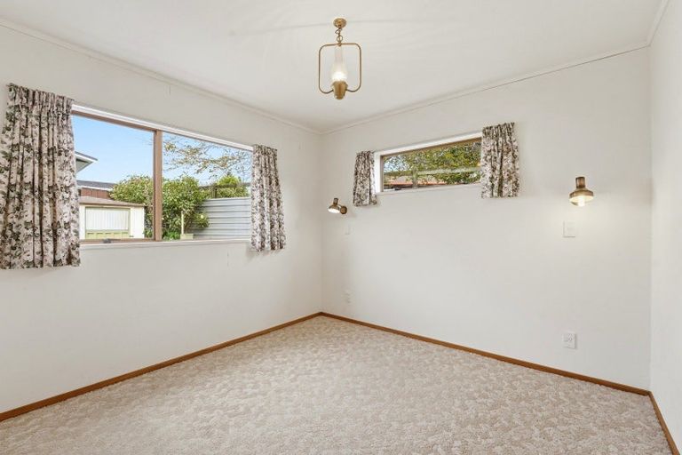 Photo of property in 47 Parkes Avenue, Saint Johns Hill, Whanganui, 4501