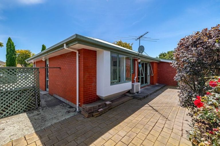 Photo of property in 88 Grahams Road, Burnside, Christchurch, 8041