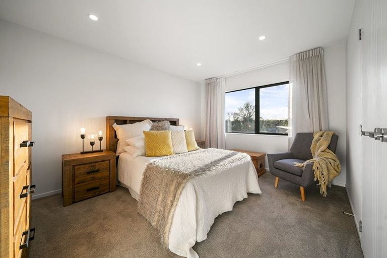 Photo of property in 20 Arthur Street, Riverhead, 0820