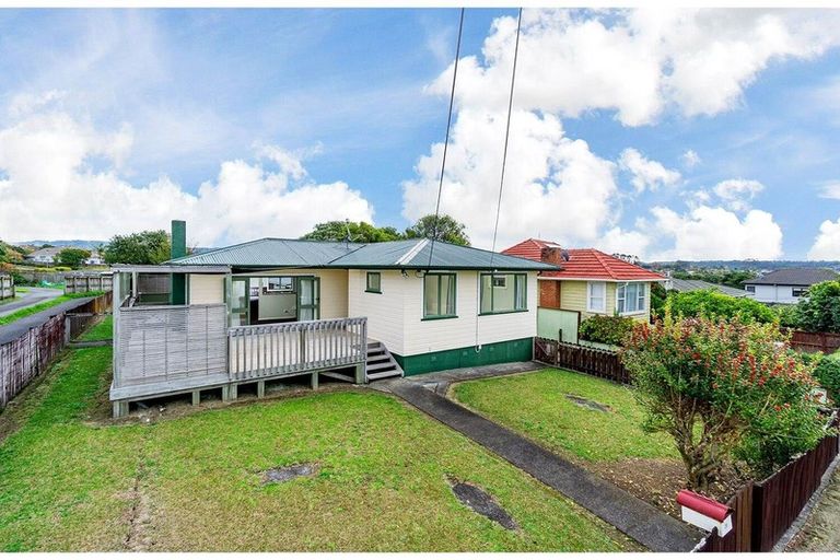 Photo of property in 26 Geordie Street, Henderson, Auckland, 0612