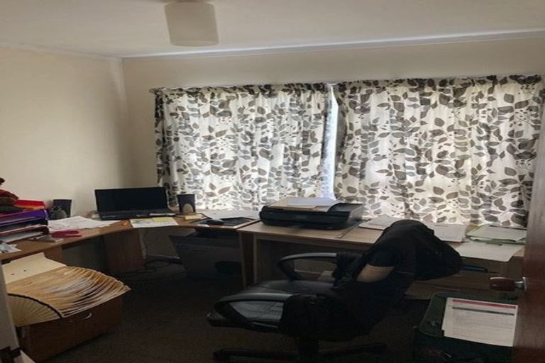 Photo of property in 2/43 Priestley Drive, Bucklands Beach, Auckland, 2014