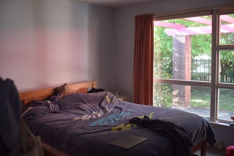 Photo of property in 151 Avonhead Road, Avonhead, Christchurch, 8042