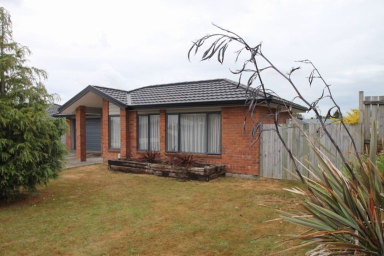 Photo of property in 11 Montague Grove, Stratford, 4332