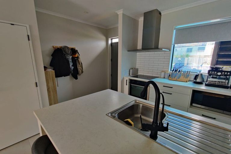 Photo of property in 40 Ringa Matau Road, Hobsonville, Auckland, 0616