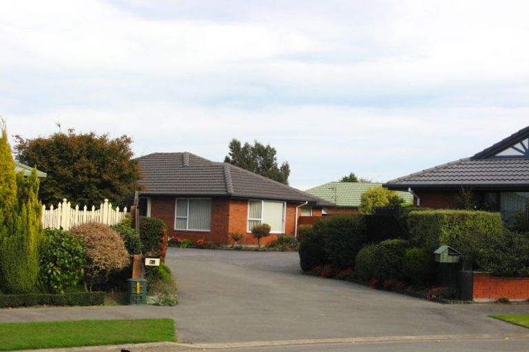 Photo of property in 5 Murfitt Place, Sockburn, Christchurch, 8042