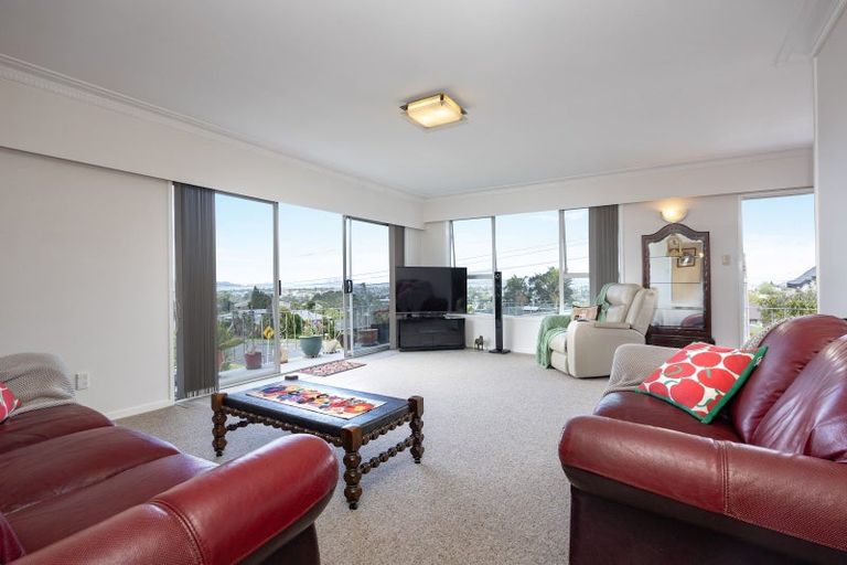 Photo of property in 174 Royal Road, Massey, Auckland, 0614