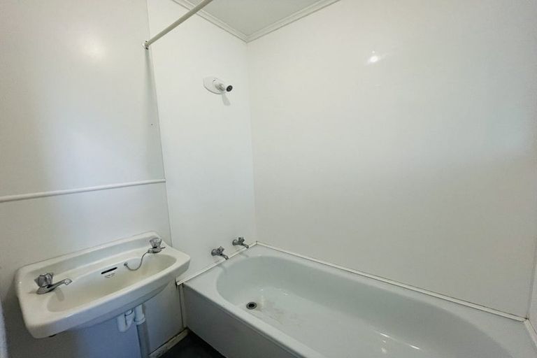 Photo of property in 4/14 Cornwall Road, Taradale, Napier, 4112