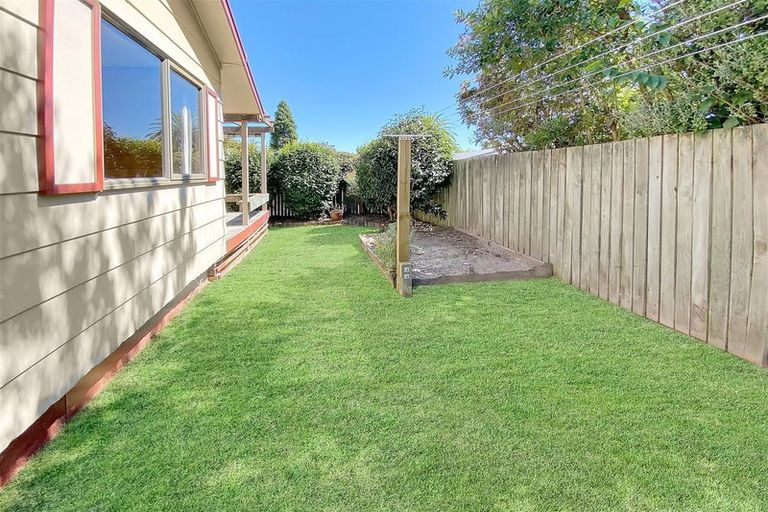 Photo of property in 14 Mckenzie Road, Owhata, Rotorua, 3010