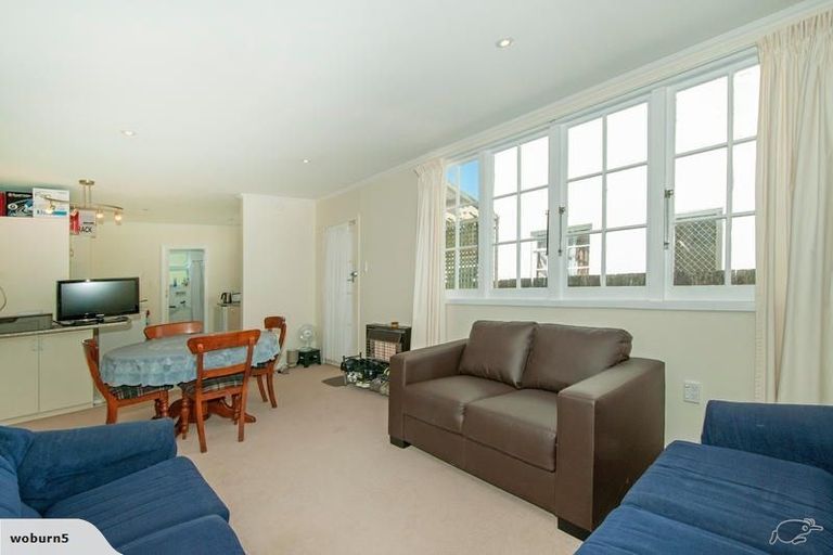 Photo of property in 53 Ludlam Crescent, Woburn, Lower Hutt, 5010