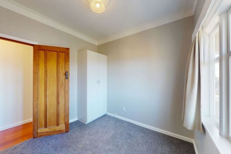 Photo of property in 168 The Ridgeway, Mornington, Wellington, 6021