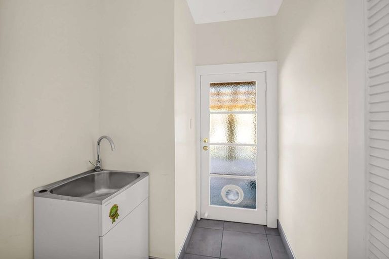 Photo of property in 18 Durie Street, Durie Hill, Whanganui, 4500