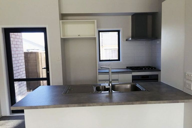 Photo of property in 25 Onekiritea Road, Hobsonville, Auckland, 0616