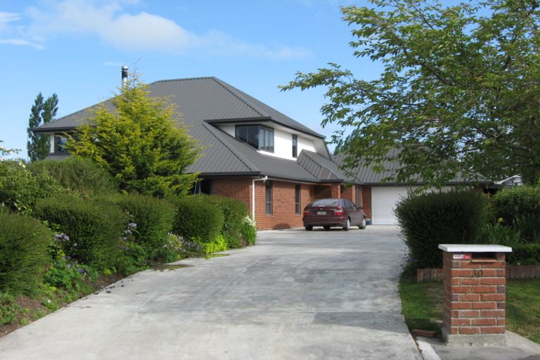 Photo of property in 30 Rickton Place, Rangiora, 7400