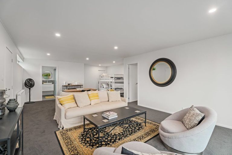 Photo of property in 15 Faulks Terrace, Wanaka, 9305