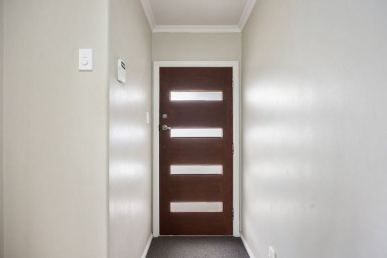 Photo of property in 2 Glasgow Street, Takaro, Palmerston North, 4412