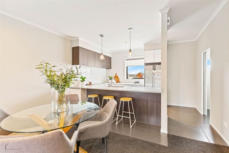 Photo of property in 215 Hobsonville Point Road, Hobsonville, Auckland, 0616