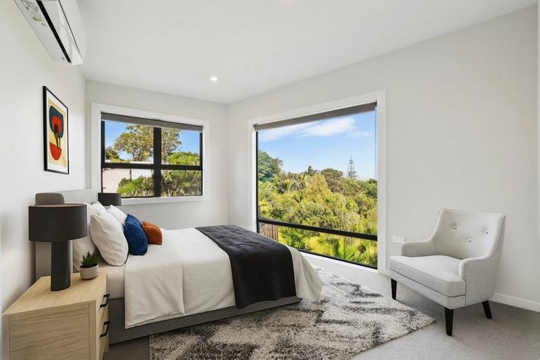 Photo of property in 645-649 South Titirangi Road, Titirangi, Auckland, 0604