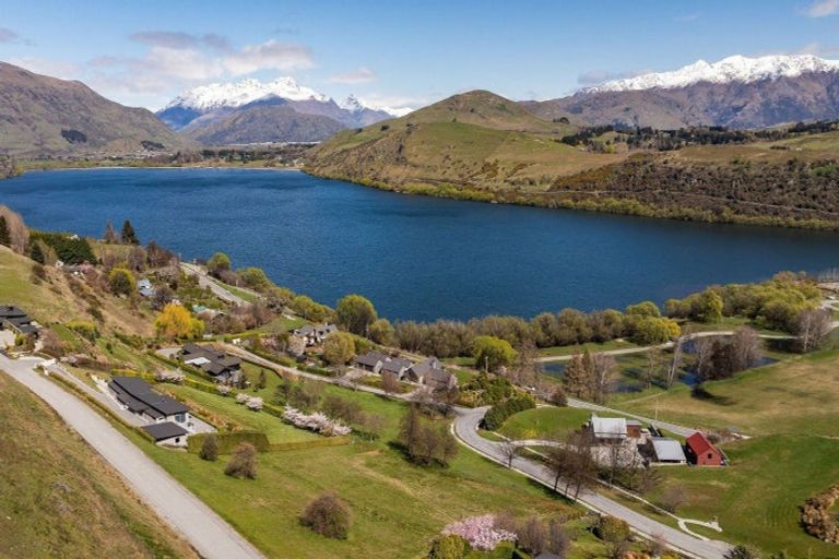 Photo of property in 38 Wilding Road, Lake Hayes, Queenstown, 9371