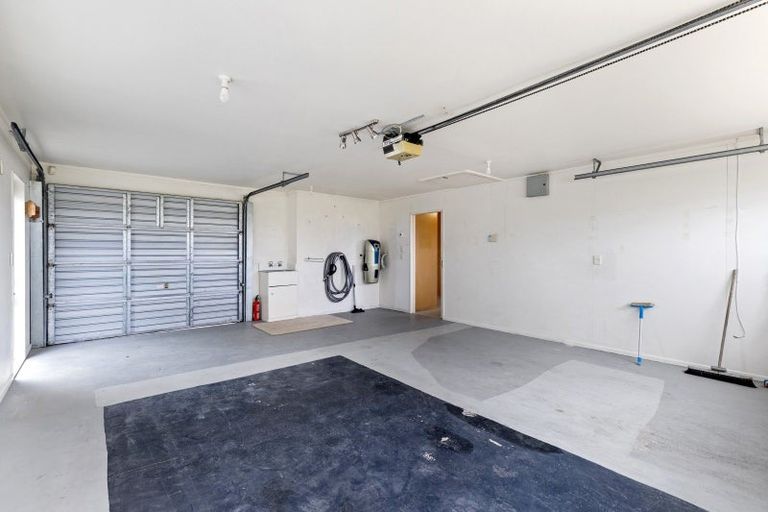 Photo of property in 9 Clearview Drive, Milson, Palmerston North, 4414