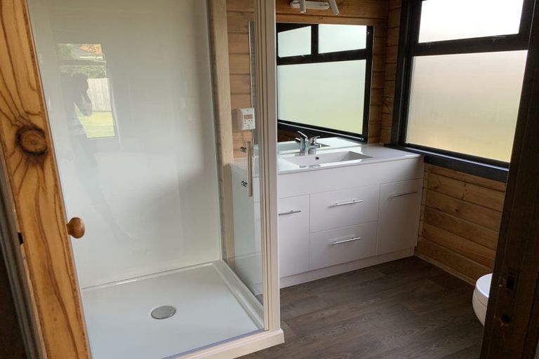 Photo of property in 10 Moenui Avenue, Orewa, 0931