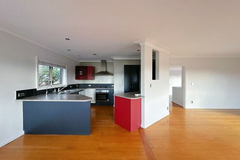 Photo of property in 32 Regent Street, Devonport, Auckland, 0624