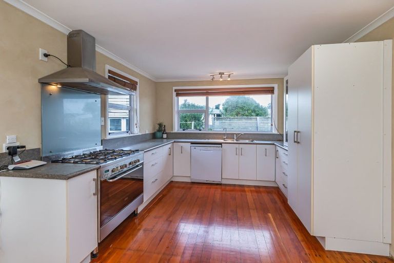 Photo of property in 5 Duke Street, Levin, 5510