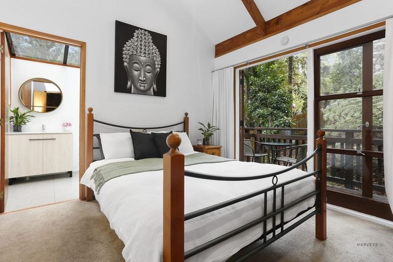 Photo of property in 18 Tainui Road, Titirangi, Auckland, 0604