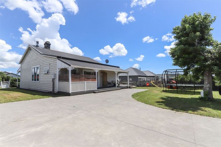 Photo of property in 19 Richmond Street, Inglewood, 4330