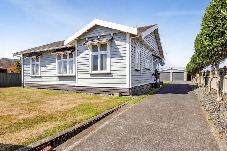 Photo of property in 21 Maire Street, Hawera, 4610