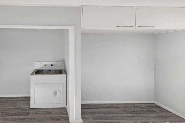 Photo of property in 2/50a Hain Avenue, Mangere East, Auckland, 2024