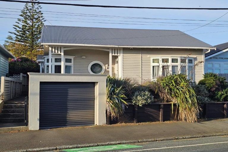 Photo of property in 183 Coutts Street, Rongotai, Wellington, 6022